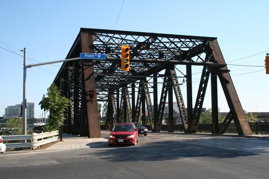 Bathurst Street bridge - Toronto - Ontario - Canada
