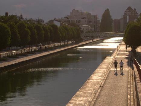 Canal de l'Ourcq at Pantin