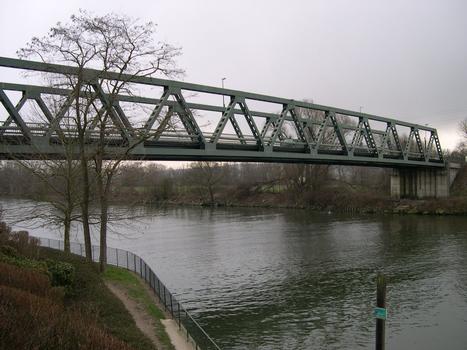 Pont de Rangiport, ouvrage Nord, Yvelines (78), Ile de France, France
