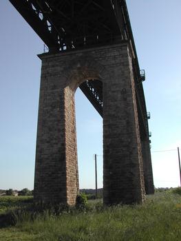 Eisenbahnbrücke bei Cubzac-les-Ponts von 1886
