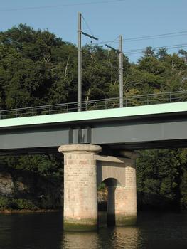 Eisenbahnbrücke über die Nive in Bayonne