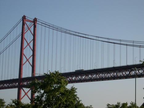 Pont du 25 Avril, Lisbonne