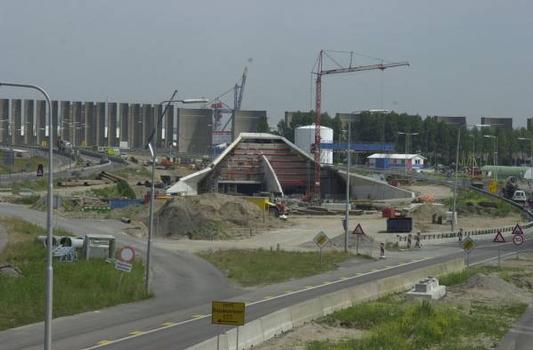 Tunnel de CalandPortail ouest en construction