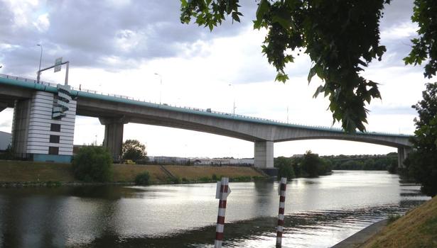 Pont de Gennevilliers sur la Seine