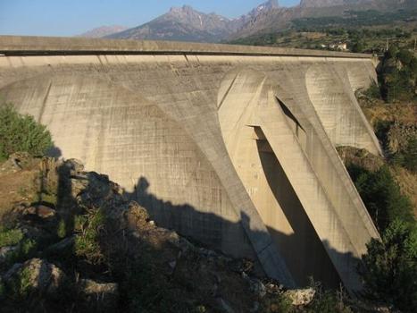 Calacuccia Dam