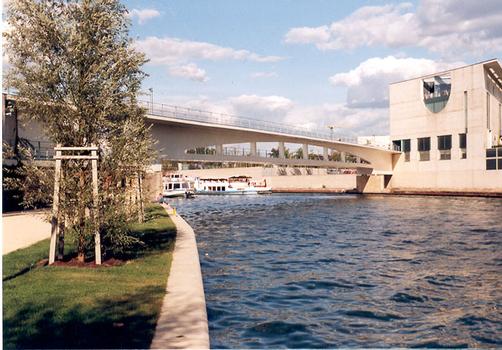 Brücke am Bundeskanzleramt, Berlin