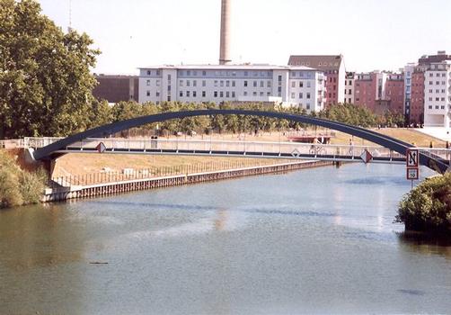 Kieler Brücke, Berlin