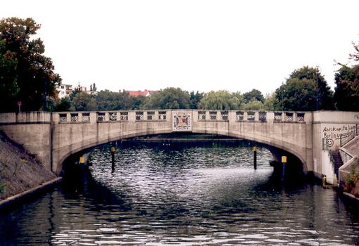 Lohmühlenbrücke, Berlin