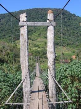 Pont suspendu de Trabach