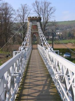 Kettenbrücke in Melrose
