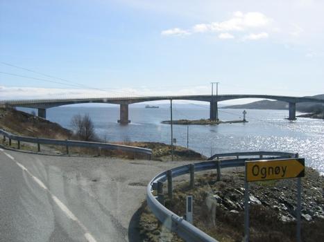 Bridge of the E39 road crossing Ognasundet south of Haugesund