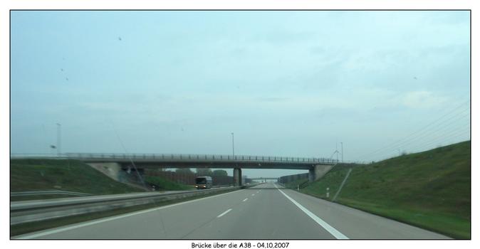 Passage supérieur sur l'Autobahn A38