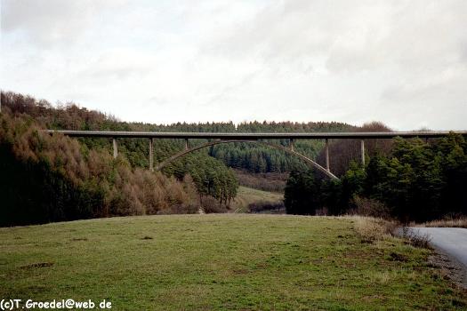 Talbrücke über den Wirrbach, Geschwenda
