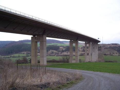 Talbrücke Schwarza der A71