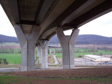 Autobahnbrücke über das Werratal bei Einhausen