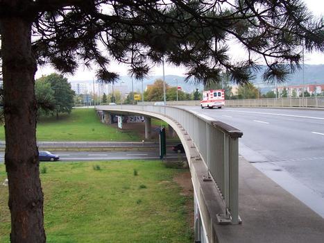 Jena: Road Bridge across the expressway Stadrodaer Strasse : Road bridge in front, tramway bridge in back