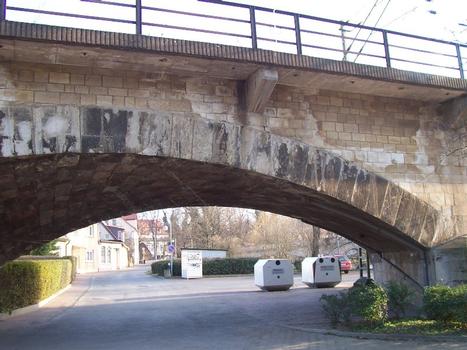 Eisenbahnbrücke in Bad Kösen über die Saale