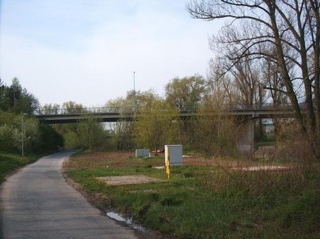 Bridge across the Saale on the new Lobedaer Strasse at Jena