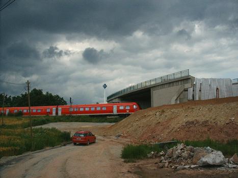 Straßenbrücke der Stadtrodaer Str. über die Saale-Holzlandbahn