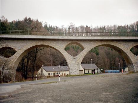 Eisenbahnbrücke in Lobenstein Ortsausgang Richtung Harra