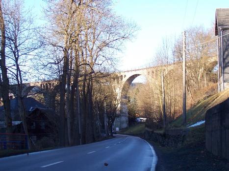 Viaduc ferroviaire à Lichte