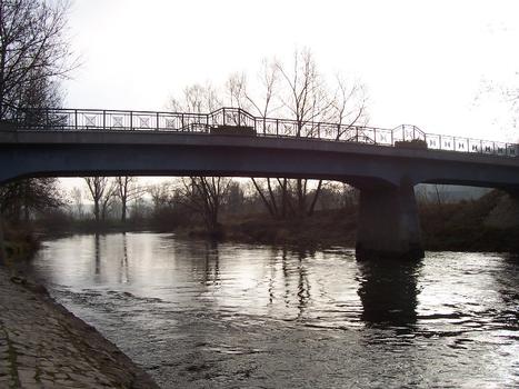 Pont sur la Saale à Kaatschen-Weichau