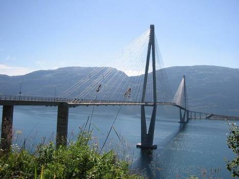 Helgeland-Brücke