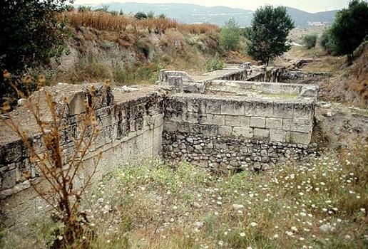 Enceinte d'Amphipolis. (-4e s.) Porte vers le fleuve Strymon