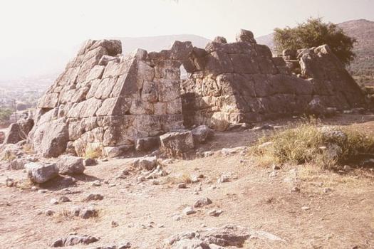 Pyramide d'Hellenikon (Argolide)