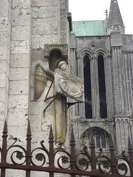 Notre-Dame de Chartres: l'Ange au cadran