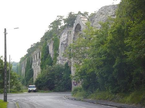 Maintenon Aqueduct