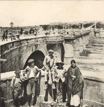 Pont de Tolède, Madrid. Vue stéréoscopique, vers 1900.
