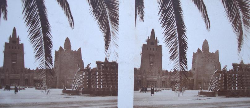 Exposition Coloniale (1931). Palais de l'Afrique Occidentale Française. Vue stéréoscopique.