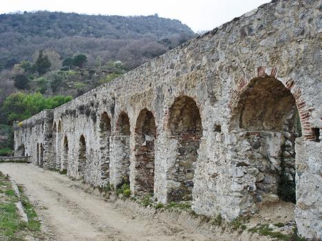 Römisches Aquädukt von Ansignan