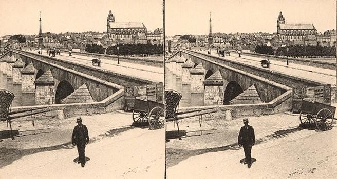 Pont Jacques Gabriel, Blois. Vue stéréoscopique, vers 1900.