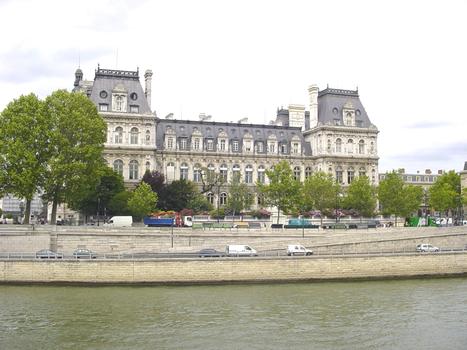 Hôtel de Ville. Voie Georges Pompidou