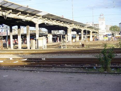 Bridge crossing Juvisy station & railroad tracks