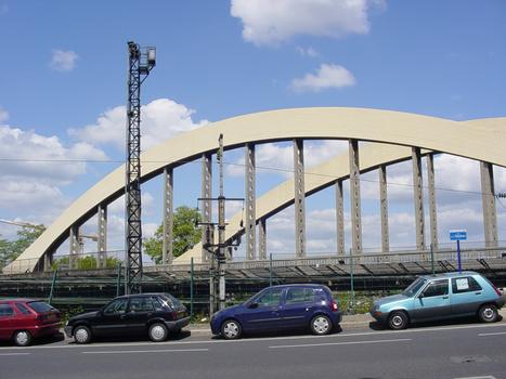 Bridge across the RER B and other railroad lines at Le Bourget