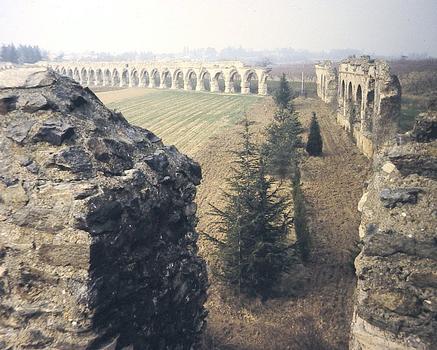 Gier Aqueduct, Chaponost