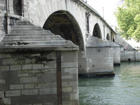Marie Bridge, Paris