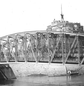 Pont métallique du Borgo, Château Saint-Ange. Vue stéréoscopique, vers 1900.