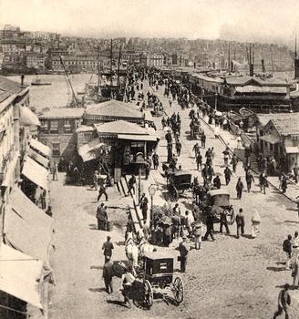 Pont de Galata, Istanbul. Vue stéréoscopique, vers 1900.