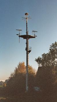 Mast in Stuttgart-Vaihingen of the regulatory body for telecommunications to measure activity of VHF/UHF frequencies