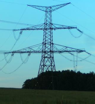 Pylône de bifurcation des lignes 380 kV de Etzenricht-Hradec et Etzenricht-Prestice