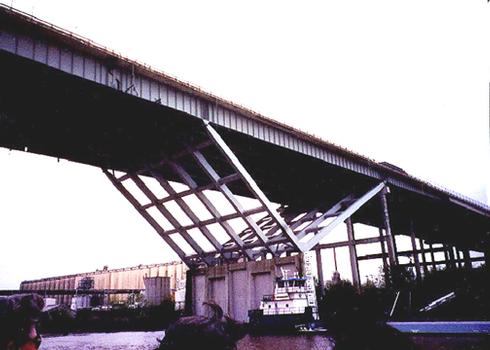 Sidney Sherman Bridge