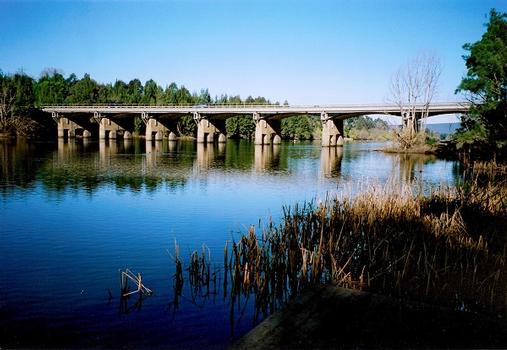 North Richmond Bridge