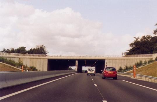 Tunnel de la Mi-Forêt (Liffré, 2001)vers Caen