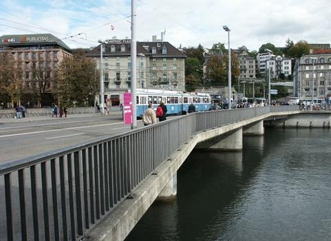 Bahnhofbrücke Zurich