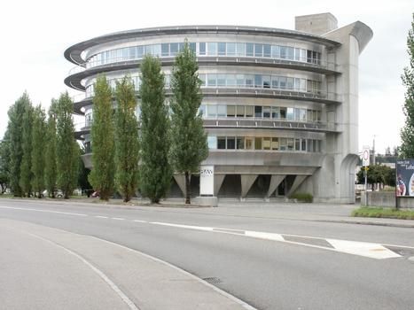 Office Building «Rundhaus», Suhr, Switzerland