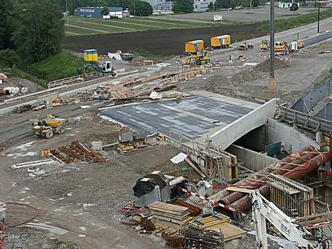 Construction site «Leutschenbach»The bridge gradually takes shape